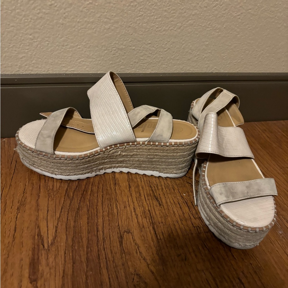 Espadrilles